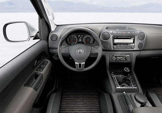 NEW Volkswagen Amarok interior