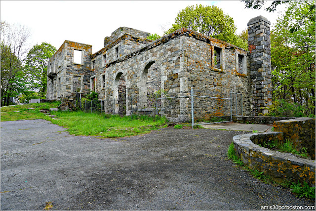 Goddard Mansion en el Fuerte Williams, Maine