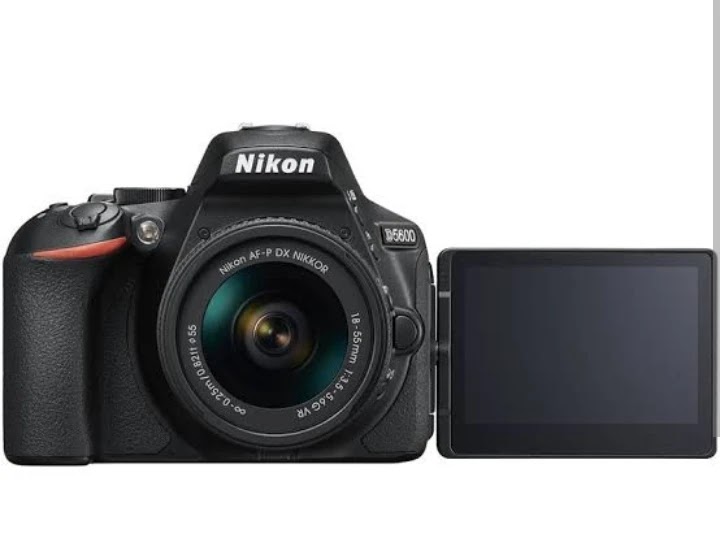 Kamera Nikon D5600