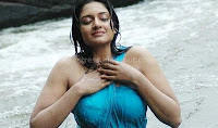 Vimala, raman, unseen, cleavage, show