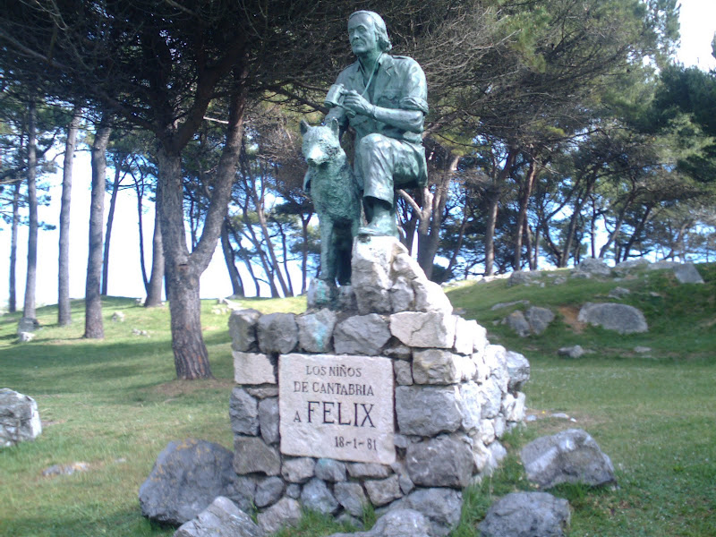 monumento a Félix Rodríguez de la Fuente en Santander