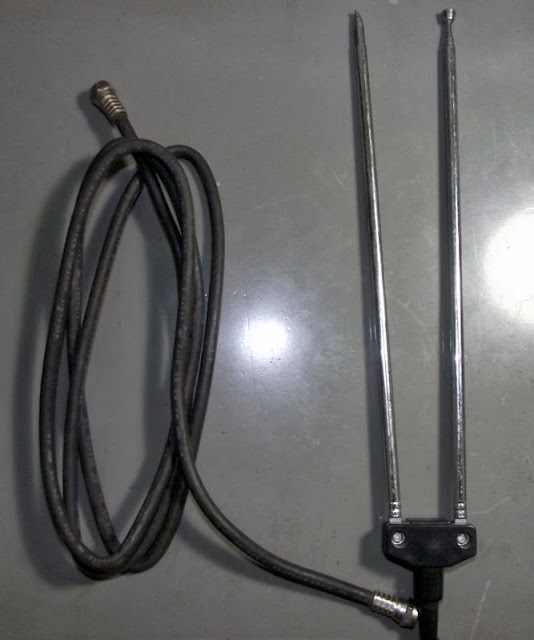 Antena interna e cabo coaxial