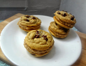 Brown Butter Chocolate Chip Cookie Dough Sandwich Cookies