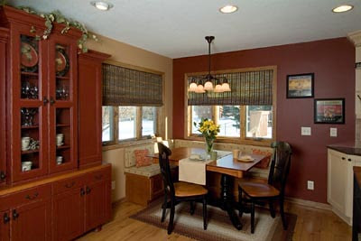 Classic Kitchen Colors on Rust Color Sets The Warm  Cozy Tone For This Classic Country Kitchen