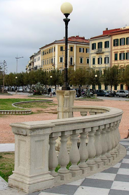 Balustrades, Terrazza Mascagni, Livorno