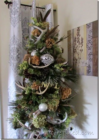 Christmas Decorating Ideas. Take a rustic dining room tour using the outdoors as inspiration.