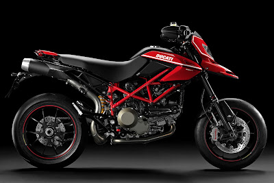 Ducati_Hypermotard_1100_EVO_SP_2011_1620x1080_Side_01