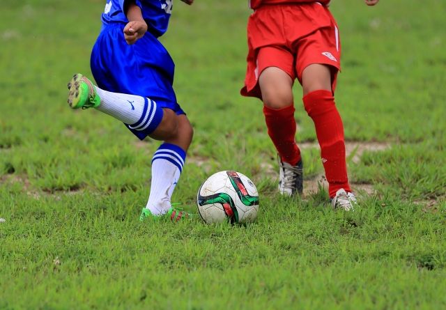 サッカーのジンガステップの練習方法 陸トトのジュニアサッカートレーニング日記