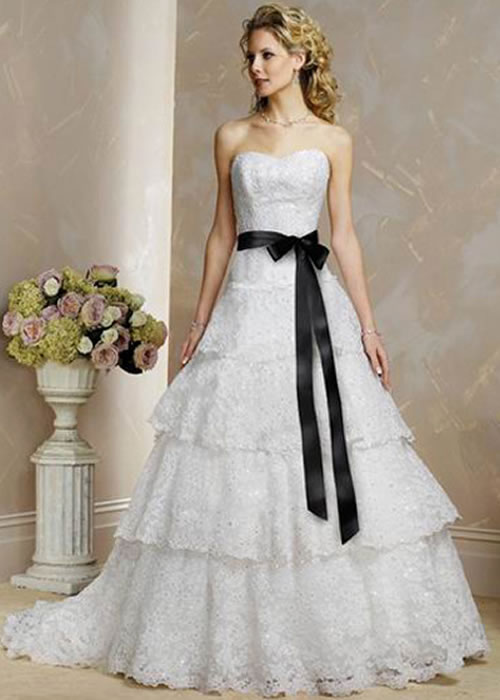 Choose Your Fashion Style Wedding  Dresses  with Black  Sashes 
