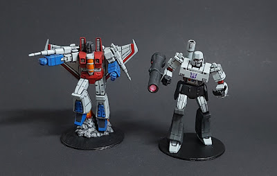 Transformers Deep Cuts Miniatures by WizKids - Wave 1 Starscream and Megatron