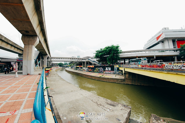 Graffiti along the canal of Sungai Klang