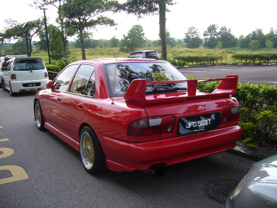 Proton Wira Sedan with full Evo 3 body parts