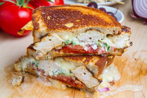 Chicken Gyro Grilled Cheese (aka The Gyro Melt) Chicken Gyro Grilled Cheese (aka The Gyro Melt)