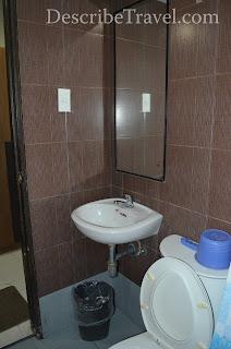 toilet / comfort room of olongapo city inn