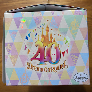 【ディズニーのお菓子】TDR40周年　「ミッキー&フレンズ　バウムクーヘン　紙箱」ユーハイム