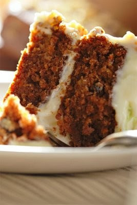 http://mmaryquitecontrary.blogspot.com/2012/05/just-carrot-carrot-cake.html