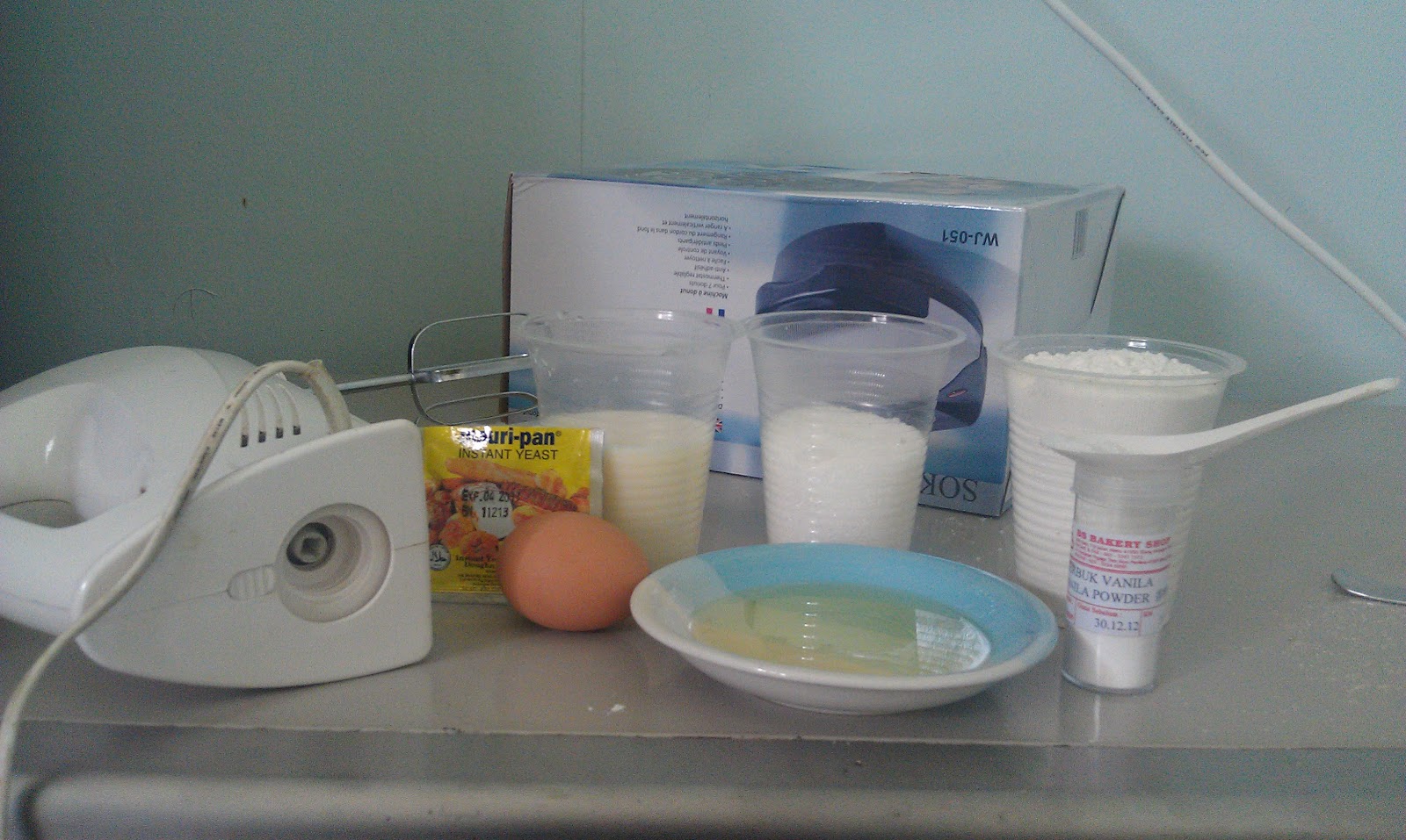 CuCi MaTa Dot CoM: resepi mini donut maker
