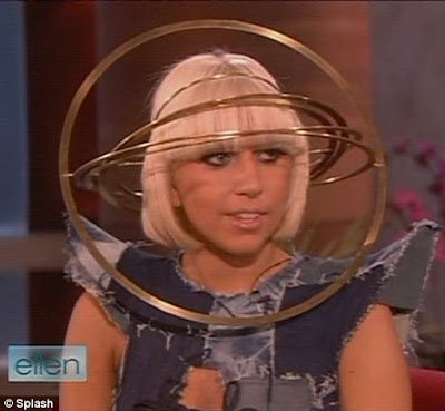 Lady Gaga did not dissapoint with her orbit styley head piece designed by 