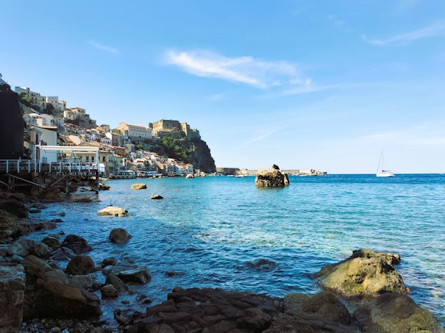 lungomare Chianalea Scilla