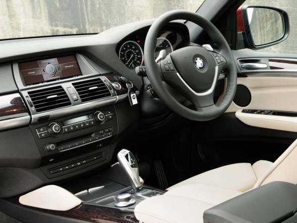  2009 bmw x6 UK VERSION inside 