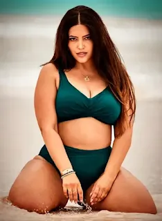 Denise Bidot | Model | Curve and Plus-Size Model