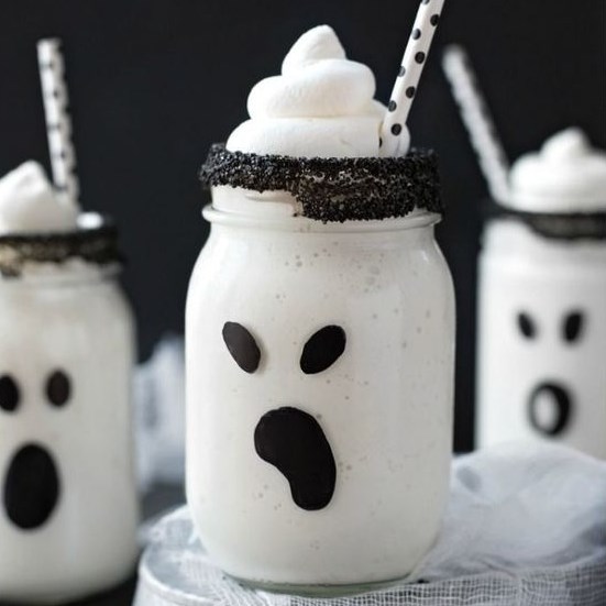 BOO-NILLA GHOST MILKSHAKES RECIPE #Drink #Halloween