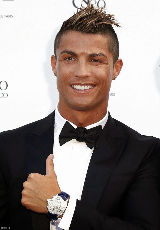 Model Gaya Rambut Cristiano Ronaldo  Paling Keren Gaya Rambut