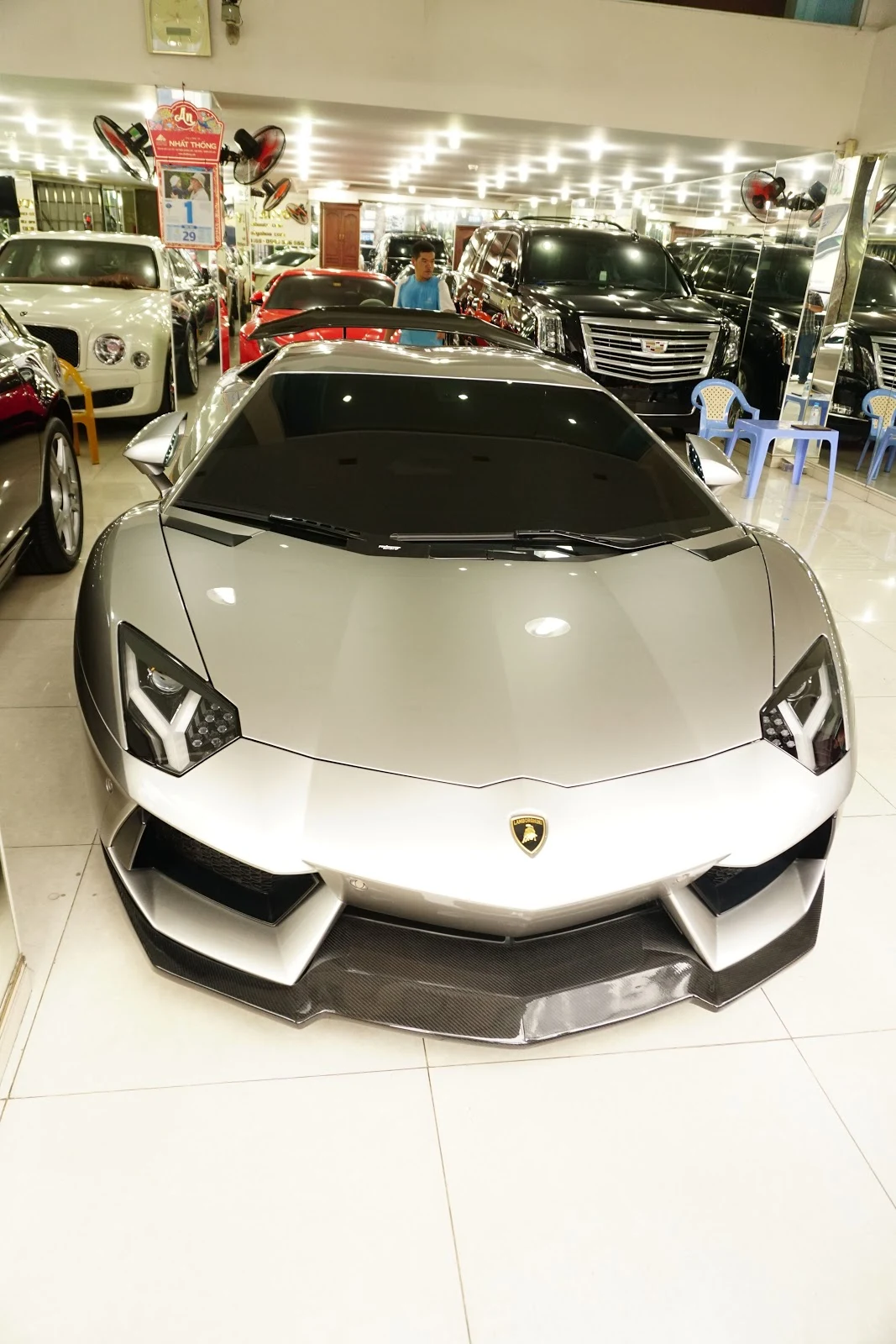 Lamborghini Aventador độ DMC