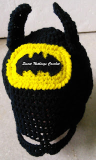 free crochet pattern, free crochet cap pattern, free crochet beanie pattern, free crochet headwear pattern, Batman cap, free crochet Batman cap pattern, Batman logo, Batman motif, Oswal Cashmilon, Shyama Nivas, sweetnothingscrochet, blogaday, spreadsmiles, Xmas gift ideas, children caps, batman caps,