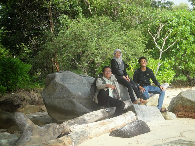 pantai bukit batu, belitung, belitung timur, KKN, UGM