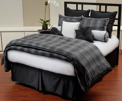 Piece Bedroom  on Bedding Envy  Park Avenue 7 Piece Comforter Set In Black   White