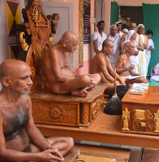 Acharya Vidhyasagarji Maharaj in Shirpur Jain