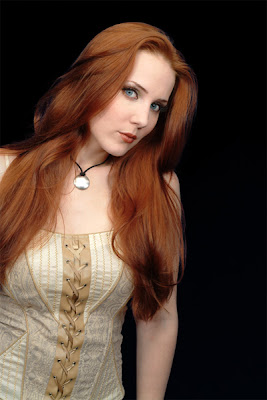 Simone Simons