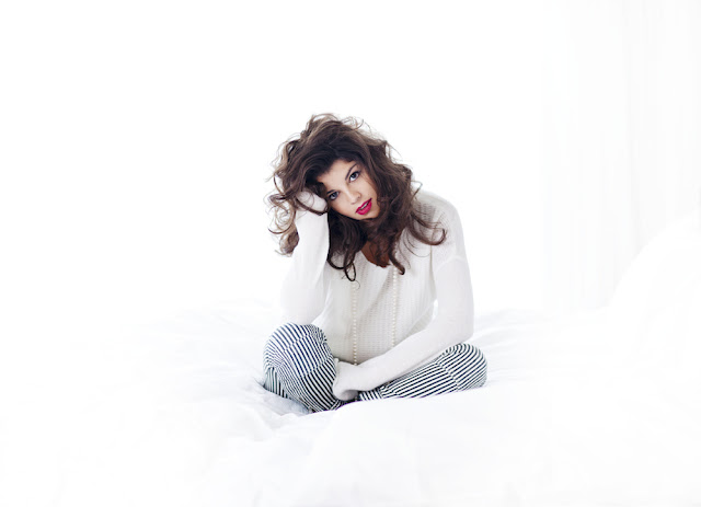 Nikki yanofsky for another day 4