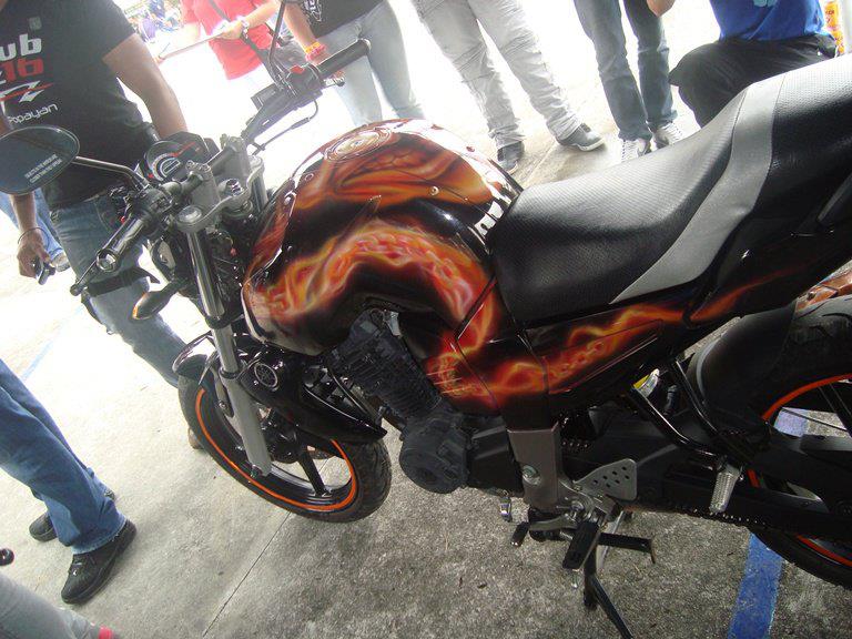 Foto Yamaha Byson Hitam