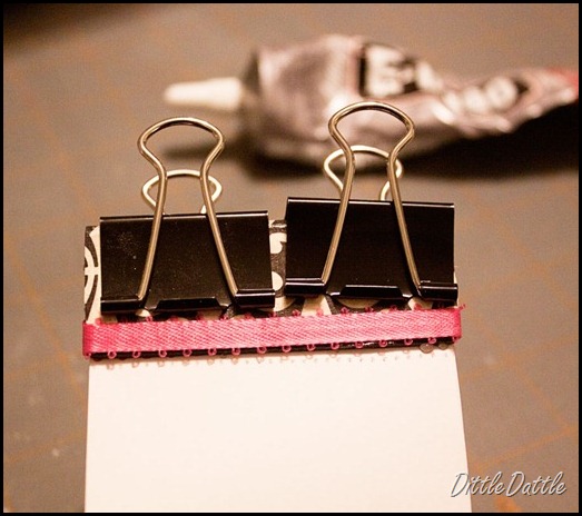 Glue-DIY-Note-pad-together