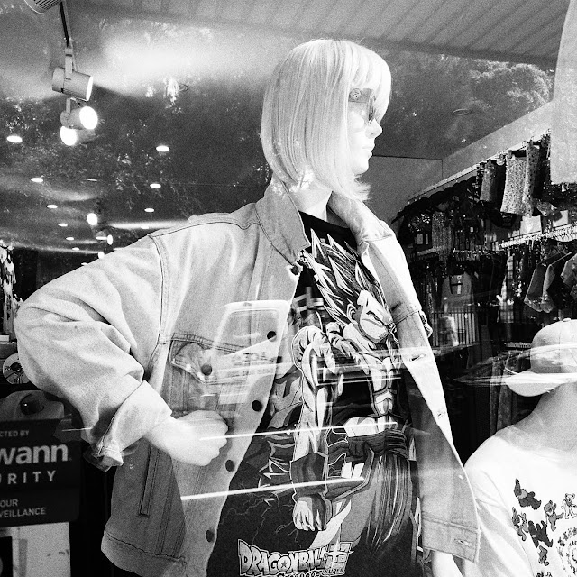 King Street Newtown. Vintage fashion. Photography by Rachel Hancock