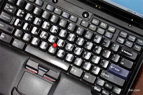 ThinkPad R40