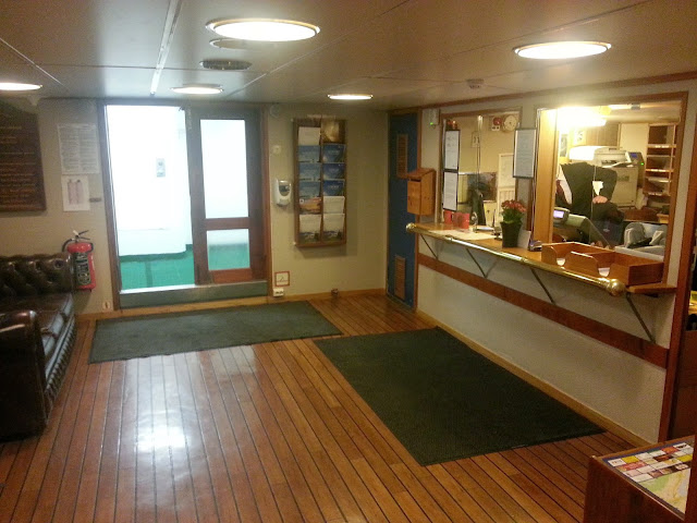 Hurtigruten MS Lofoten - Reception Area