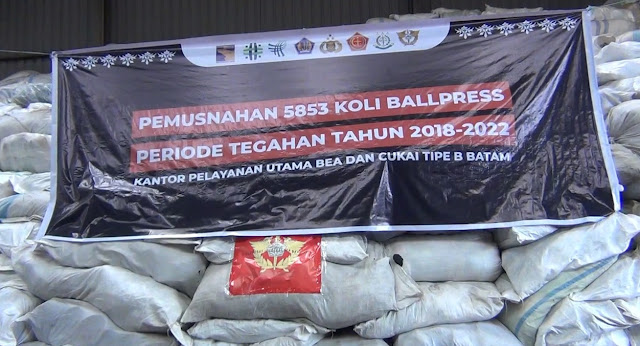 Bea Cukai Batam Musnahkan Ballpres Senilai Rp 27,4 Miliar