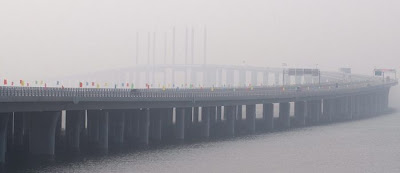 China Opens World's Longest Sea Bridge Seen On coolpicturesgallery.blogspot.com