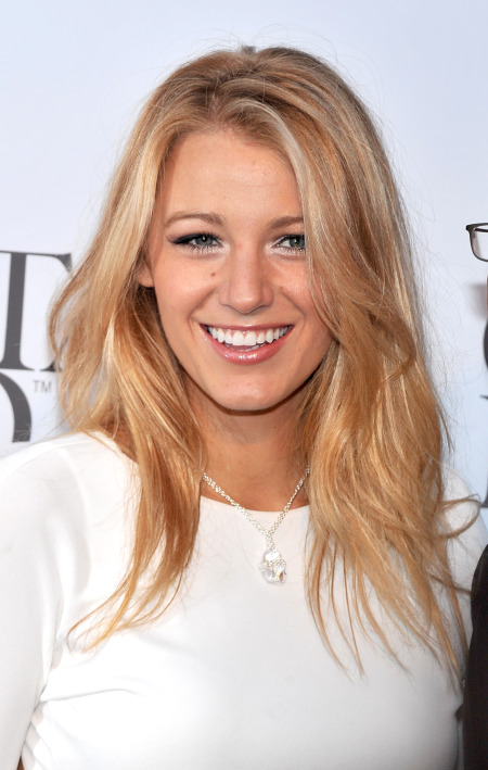 blake lively hairstyles