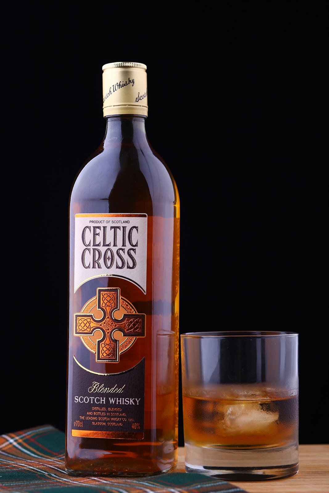Celtic Cross on Packaging of the World - Creative Package ...