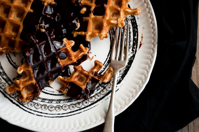 belgian waffle recipe. cinnamon Belgian waffles