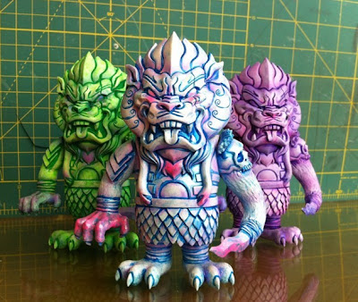 San Diego Comic-Con 2011 Exclusive Easter Egg Custom Mongolion Vinyl Figures by L’amour Supreme