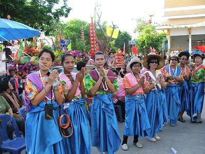  ประเพณีไทย แห่หงส์ธงตะขาบ 