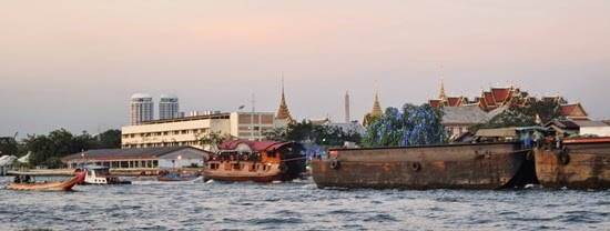 Chao Praya River_Trailforsmiles.blogspot.com