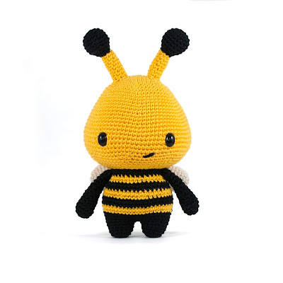 bee crochet toy pattern