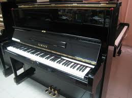 Piano Yamaha U1H 