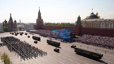 Putin Kirim Peringatan Hari Kiamat ke Barat saat Parade Kemenangan Perang Dunia II